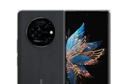 Tecno Phantom V Fold